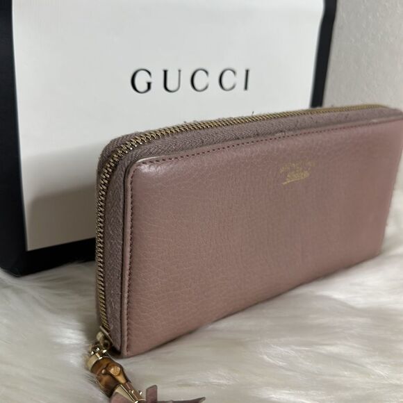 💯Authentic Gucci Zipped Leather Long Wallet🍀 - Picture 5 of 14